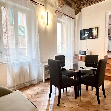Gh Paradiso - Apartments Siena Ngoại thất bức ảnh